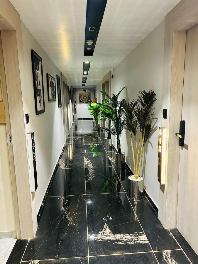 Hotel Marigold Naroda Ahmedabad Buitenkant foto