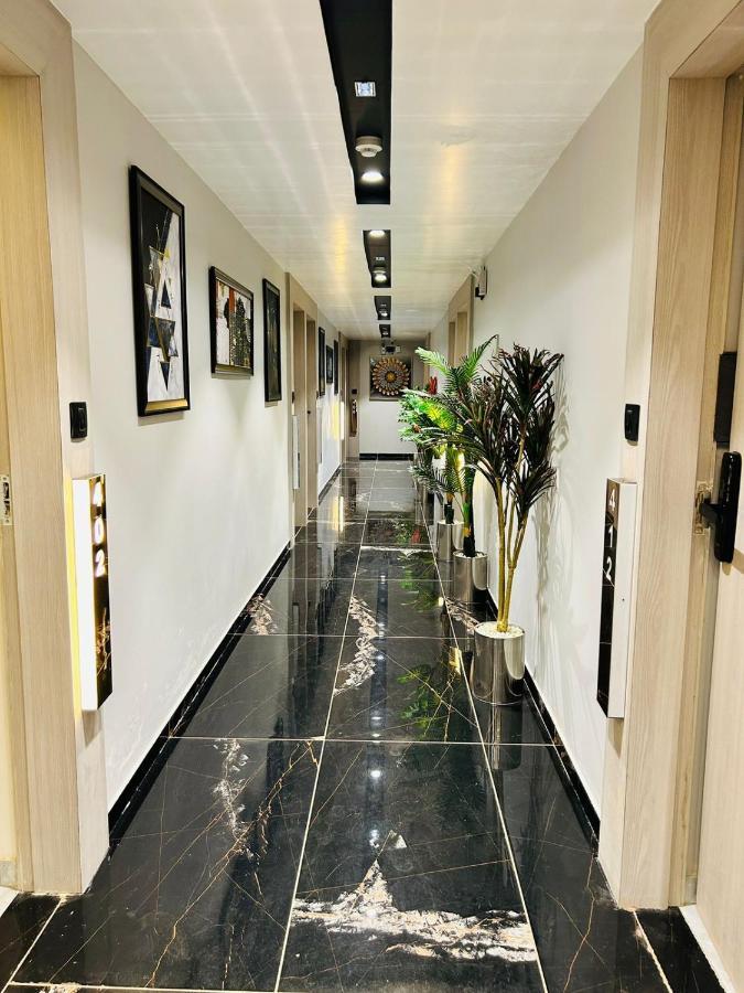 Hotel Marigold Naroda Ahmedabad Buitenkant foto